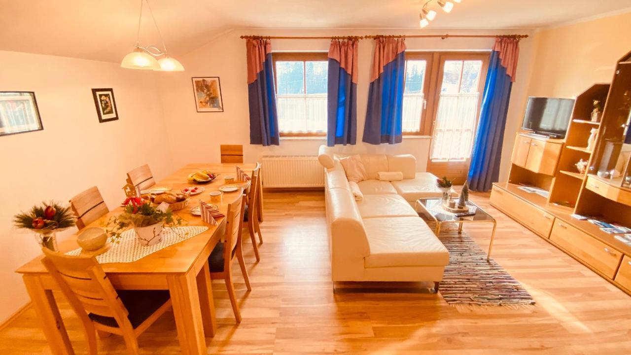 Haus Dekorso Appartement Dorfgastein Buitenkant foto